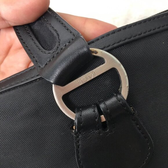 Tumi Women's Black Nylon Canvas Briefcase Laptop Messenger Bag 12.5 x 10.5 - Picture 16 of 16